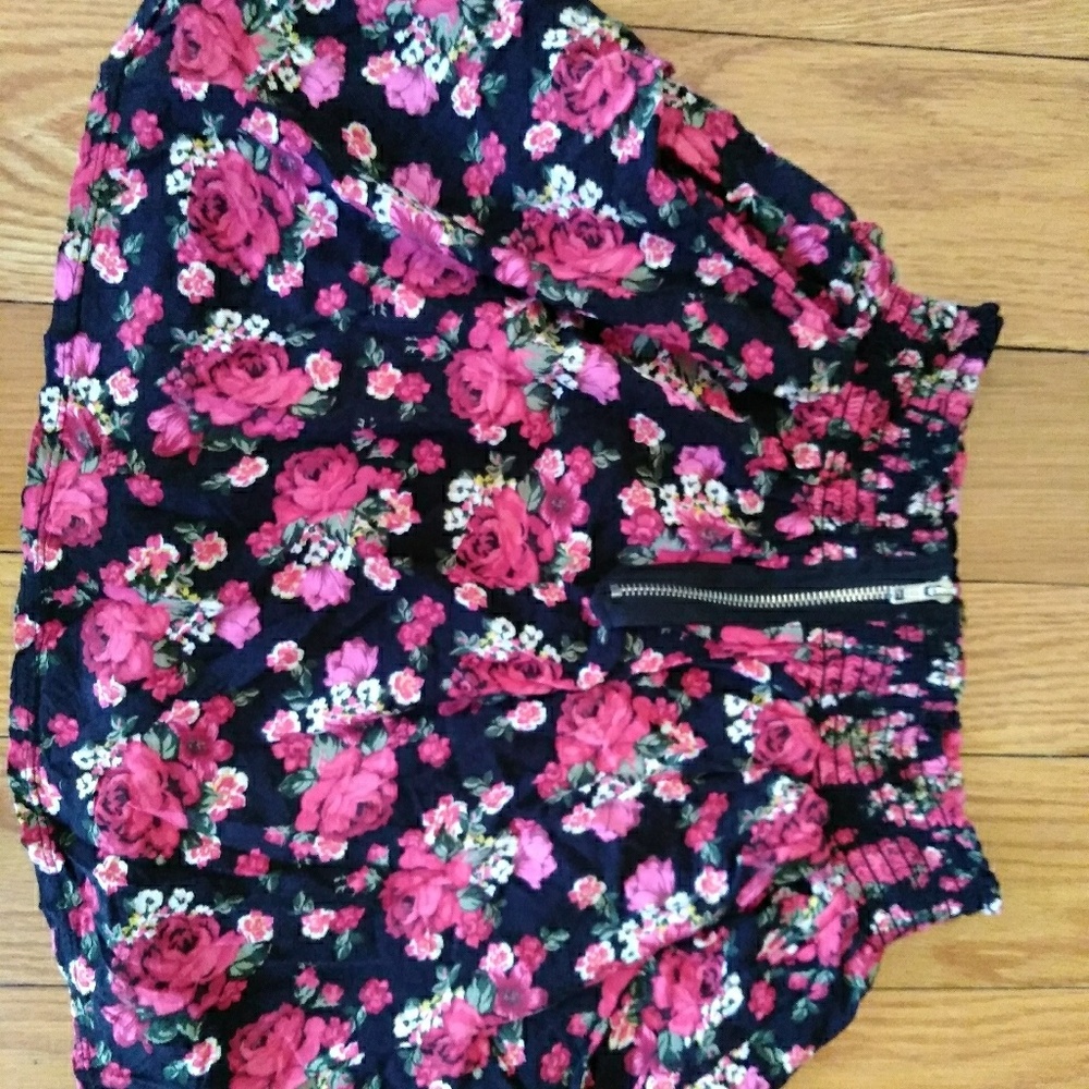 French atmosphere floral skirt